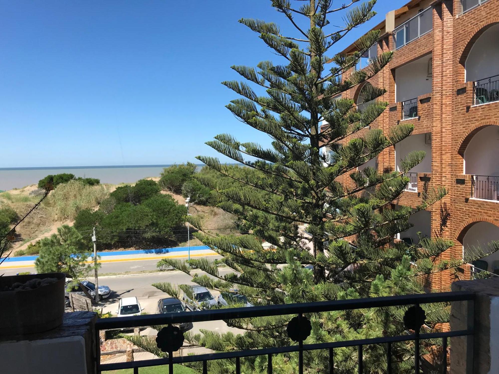 Costanera Mar Hotel & Suites San Clemente del Tuyú Exteriör bild
